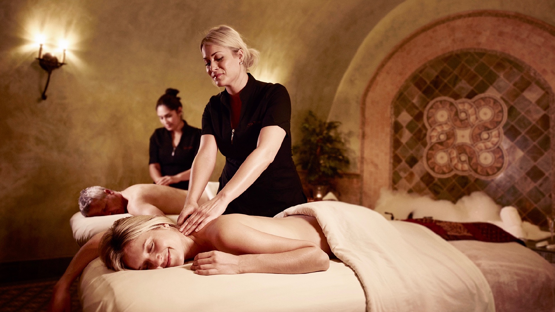 https://www.spasofamerica.com/wp-content/uploads/2017/01/20151112-4333v2_Meritage_Spa-small2.jpg