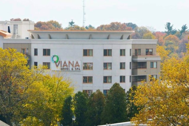 Viana Hotel & Spa