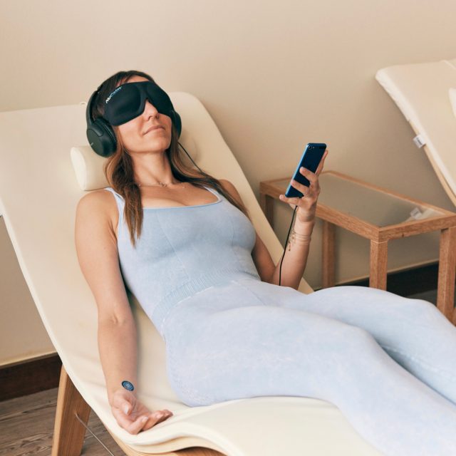 NuCalm Lounge, Carillon Miami Wellness Resort Pioneers Six New Touchless Wellness Treatments, Spas of America