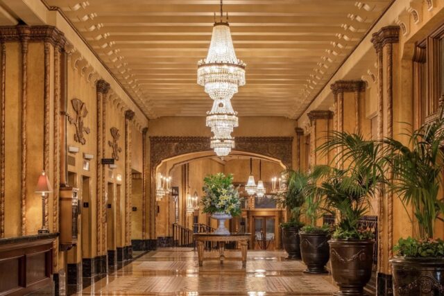 Waldorf Astoria Spa at The Roosevelt Hotel