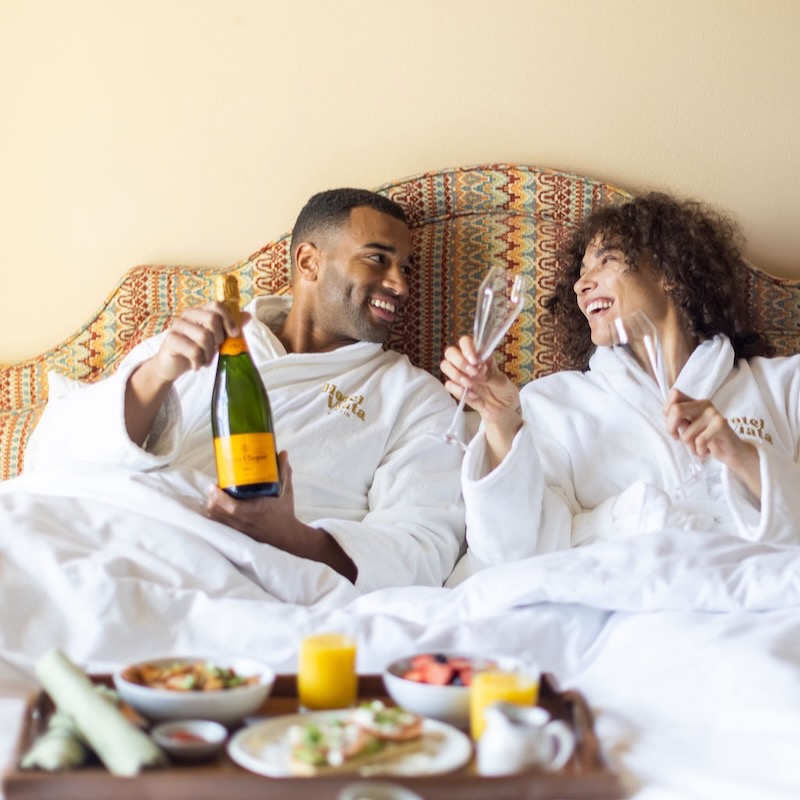 Spa Viata, Spas of America, Couple in bed Spa Viata, Spas of America, Couple in bed