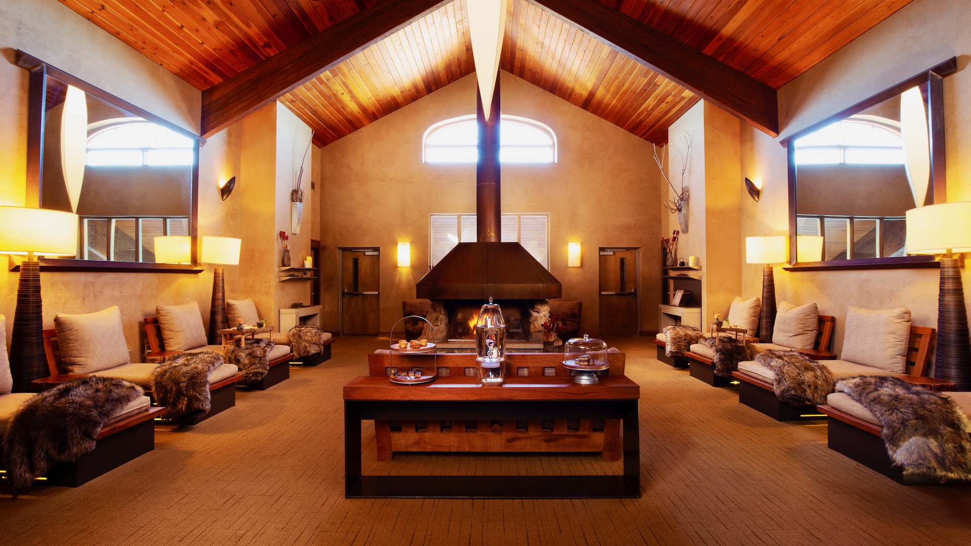 Fireside Lounge, Woodlands Spa, Spas of America Fireside Lounge, Woodlands Spa, Spas of America