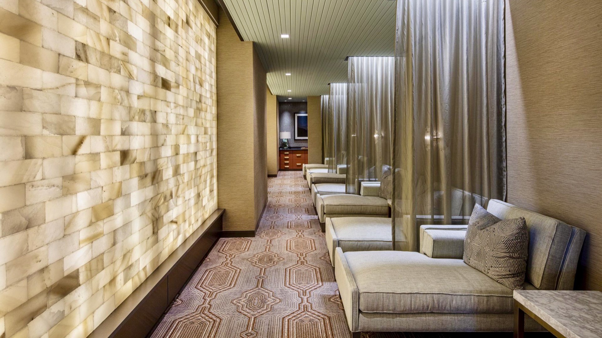 Astral Spa at Oaklawn Racing Casino Resort, Spas of America