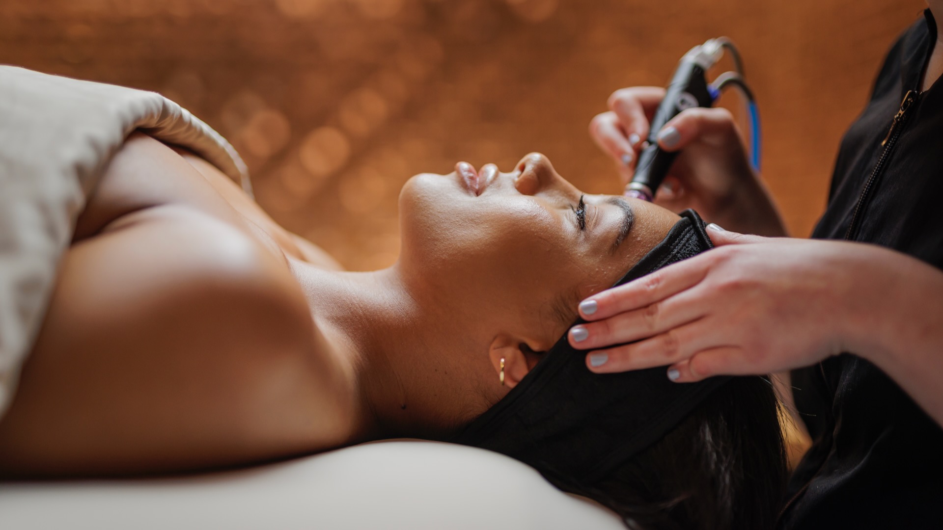 Astral Spa, Oaklawn, Facial, Spas of America.
