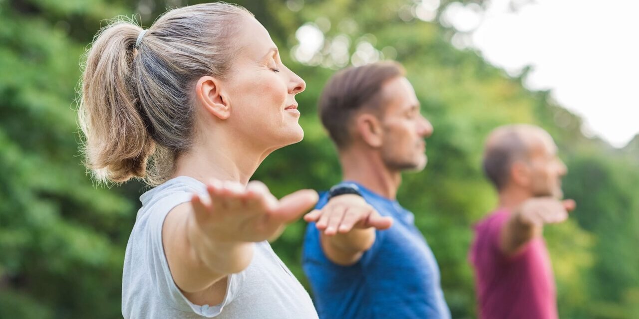 https://www.spasofamerica.com/wp-content/uploads/2024/11/lifestyle-changes-help-knee-osteoarthritis-01-1280x640.jpeg