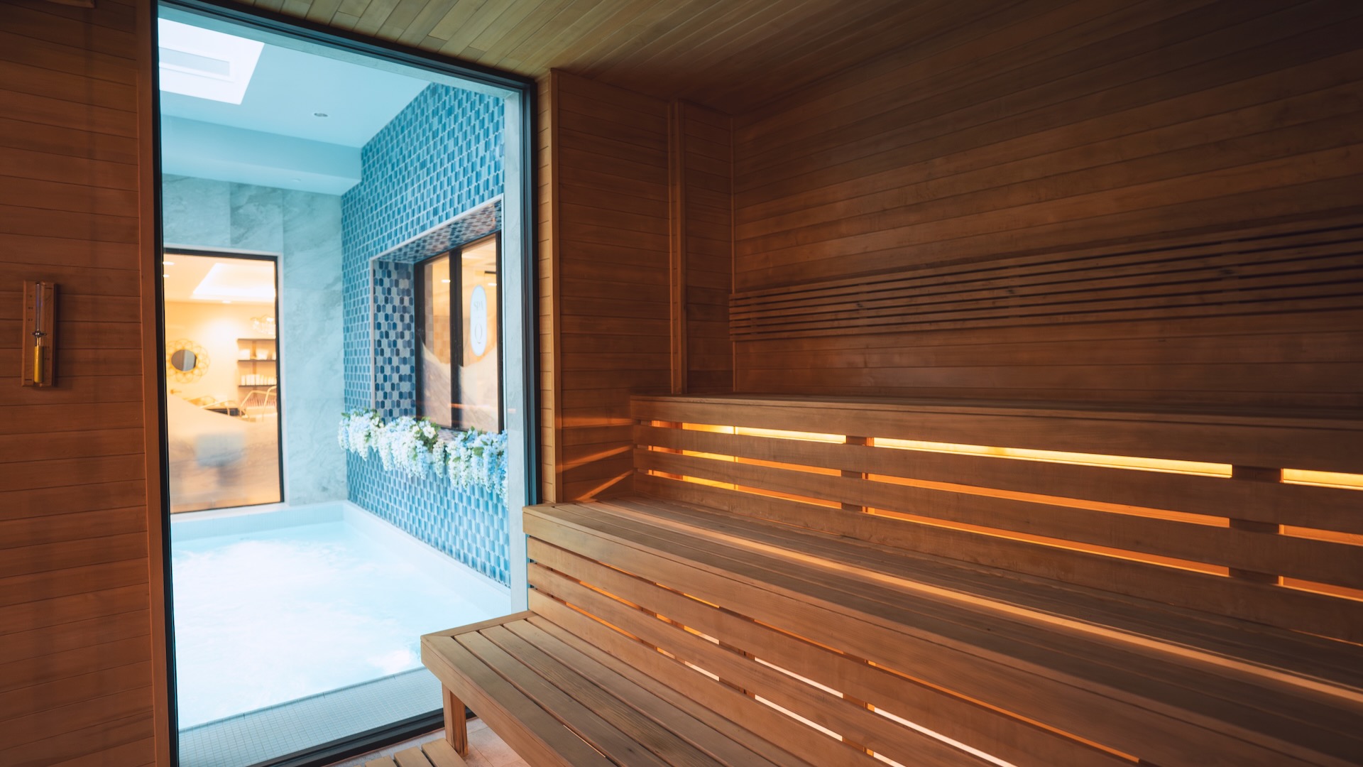 Sauna, Spa at Q, 124 on Queen, Spas of America Sauna, Spa at Q, 124 on Queen, Spas of America