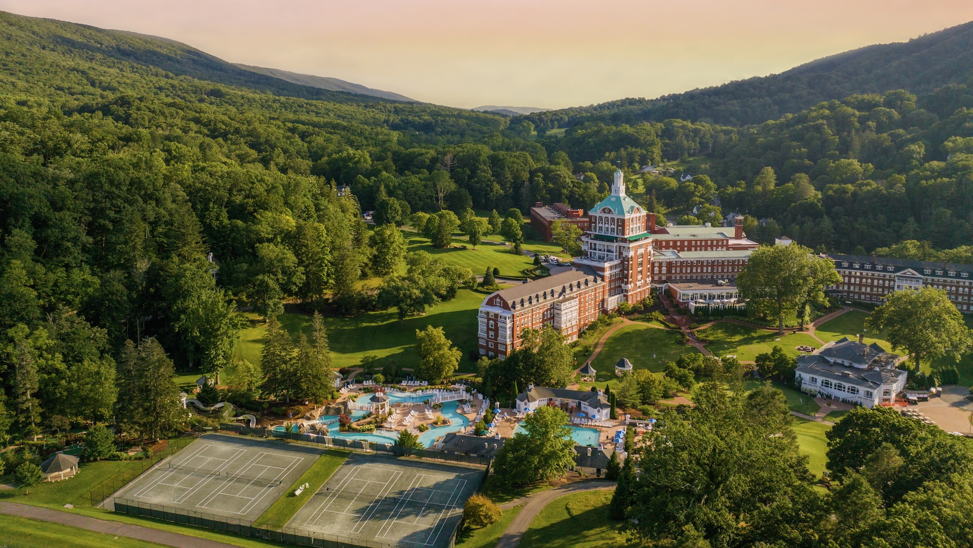 The Spa at The Omni Homestead Resort & Spa, Spas of America The Spa at The Omni Homestead Resort & Spa, Spas of America