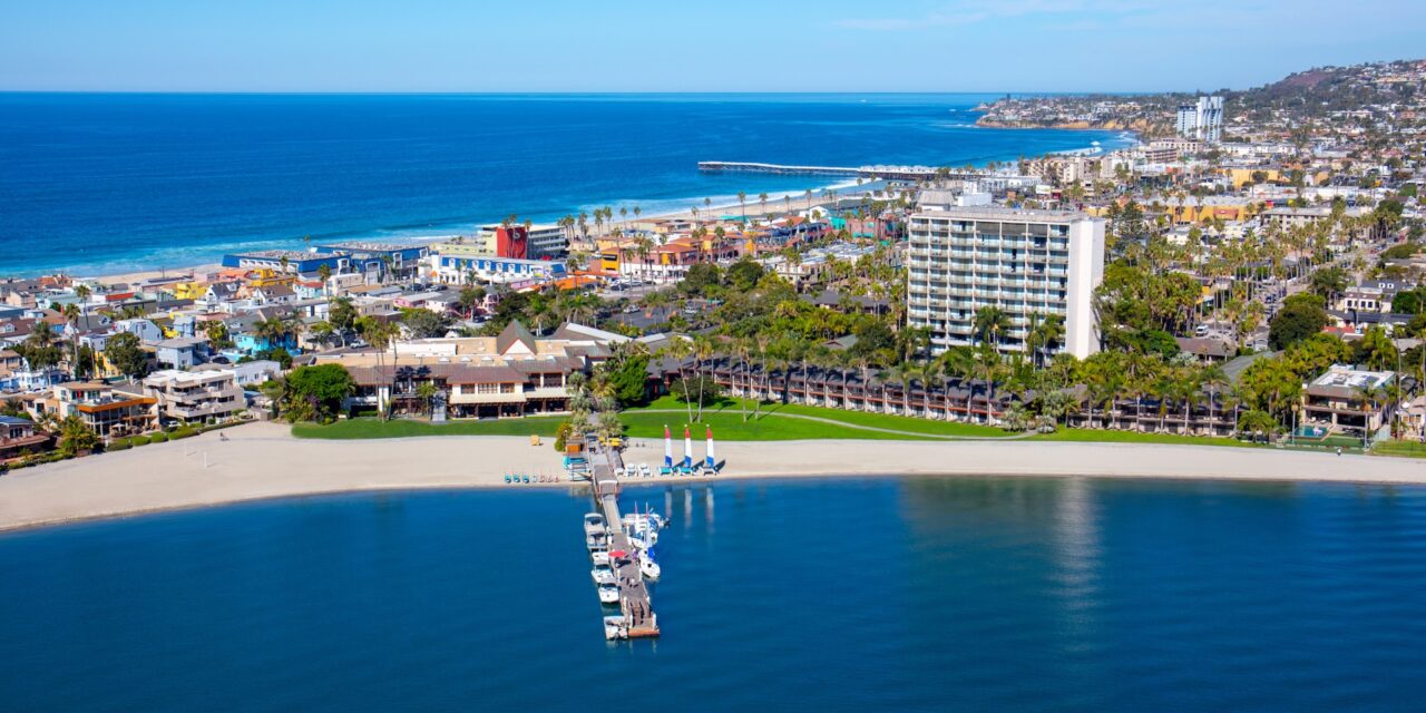 https://www.spasofamerica.com/wp-content/uploads/2025/03/Aerial-The-Catamaran-Spa-Spas-of-America-1280x640.jpeg