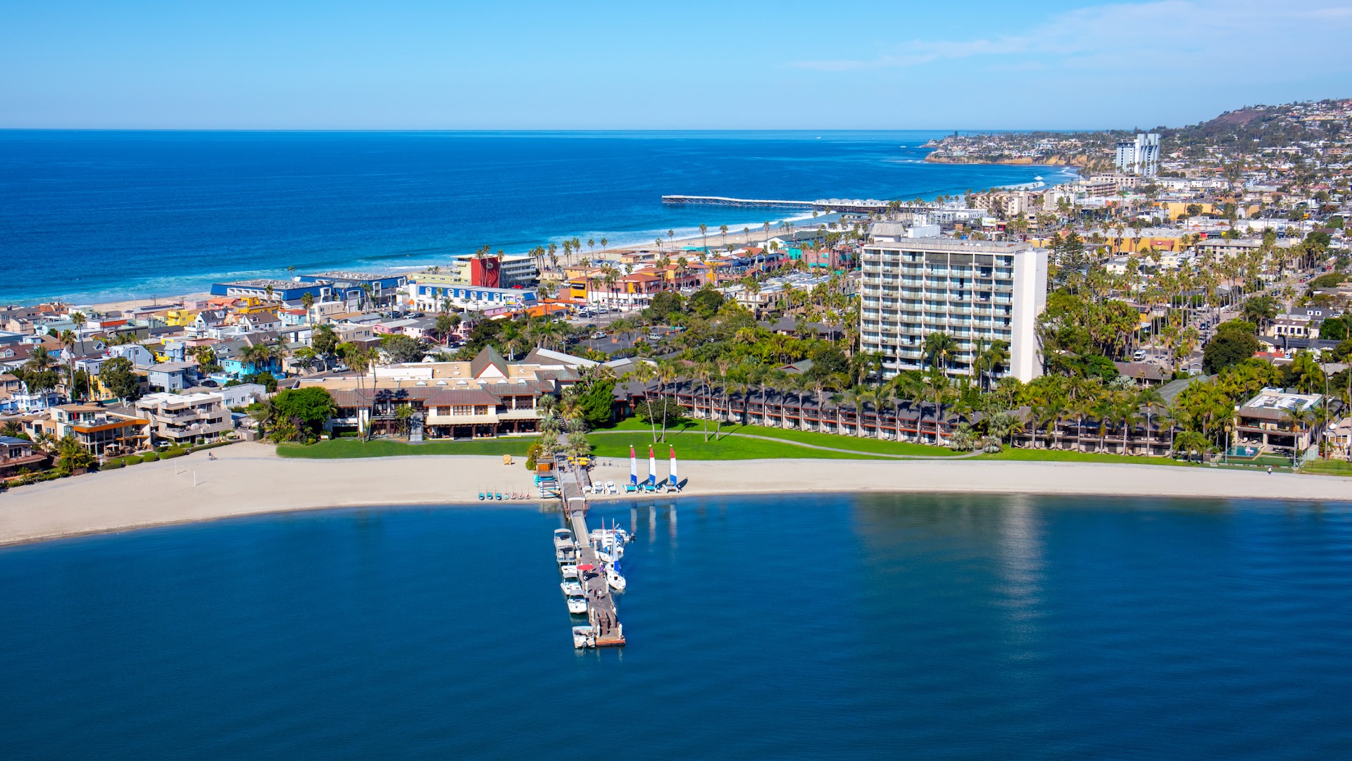 Aerial, The Catamaran Spa, Spas of America