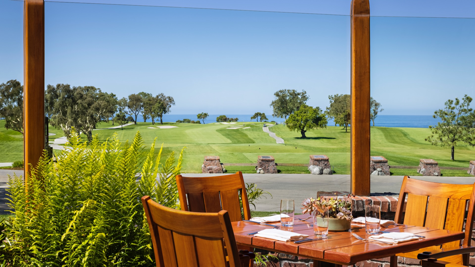 Table, The Spa at Torrey Pines, Spas of America