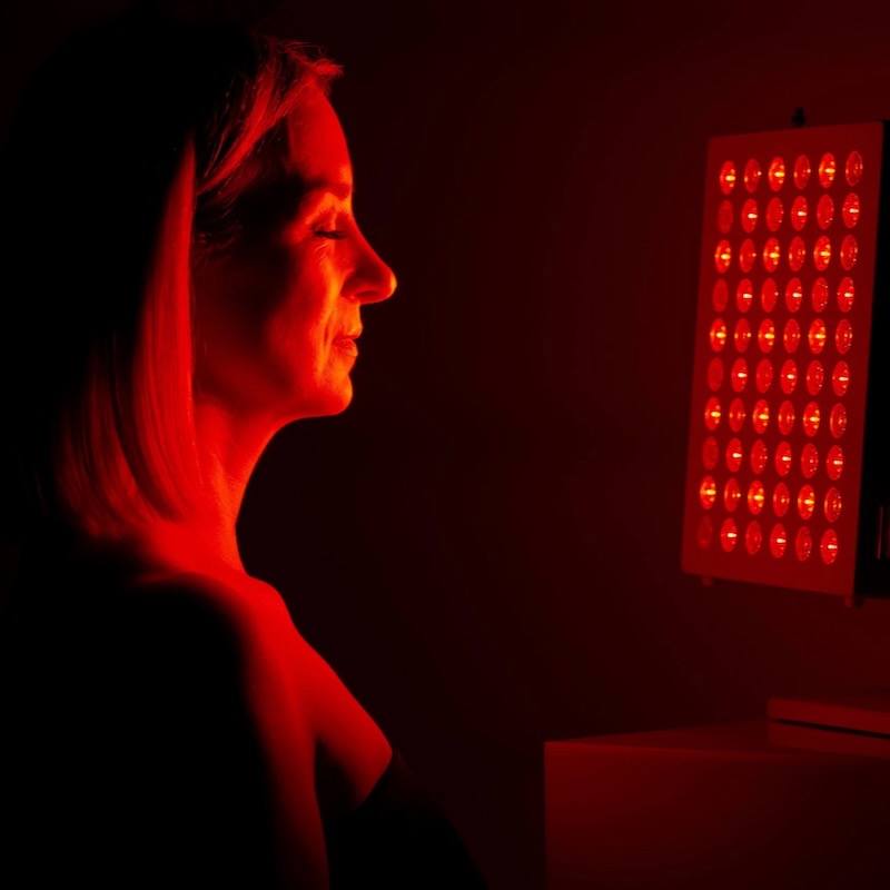 The Benefits of Adding Red Light Therapy to Your Spa Routine, Spas of America
