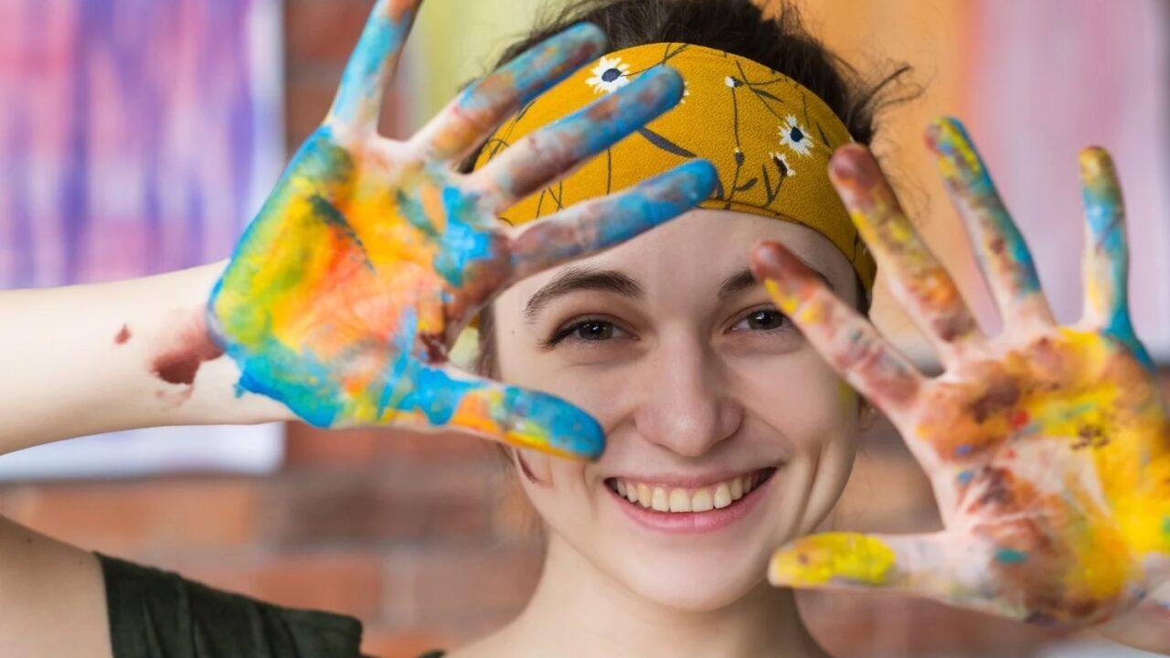 Using Art Therapy to Foster Healthy Living and Professional Growth
