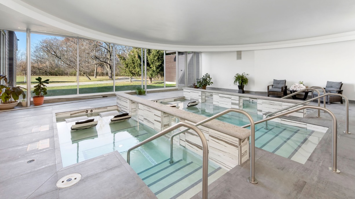 Elan Brio Spa, Spas of America