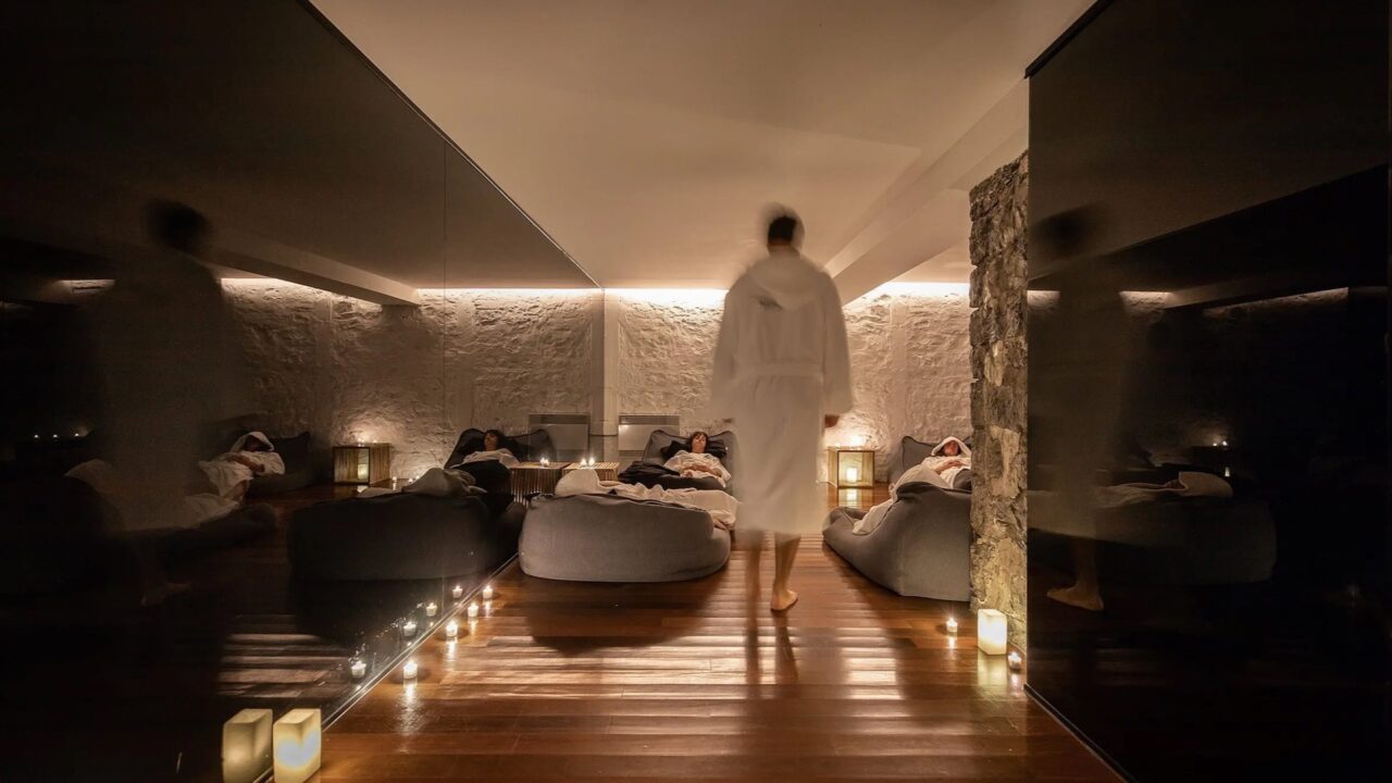 How To Avoid Common Spa Injuries in Hotel Settings