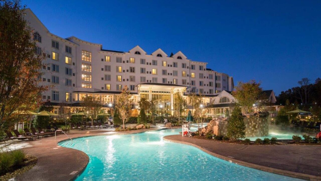 The Spa at Dollywood’s DreamMore Resort, Spas of America