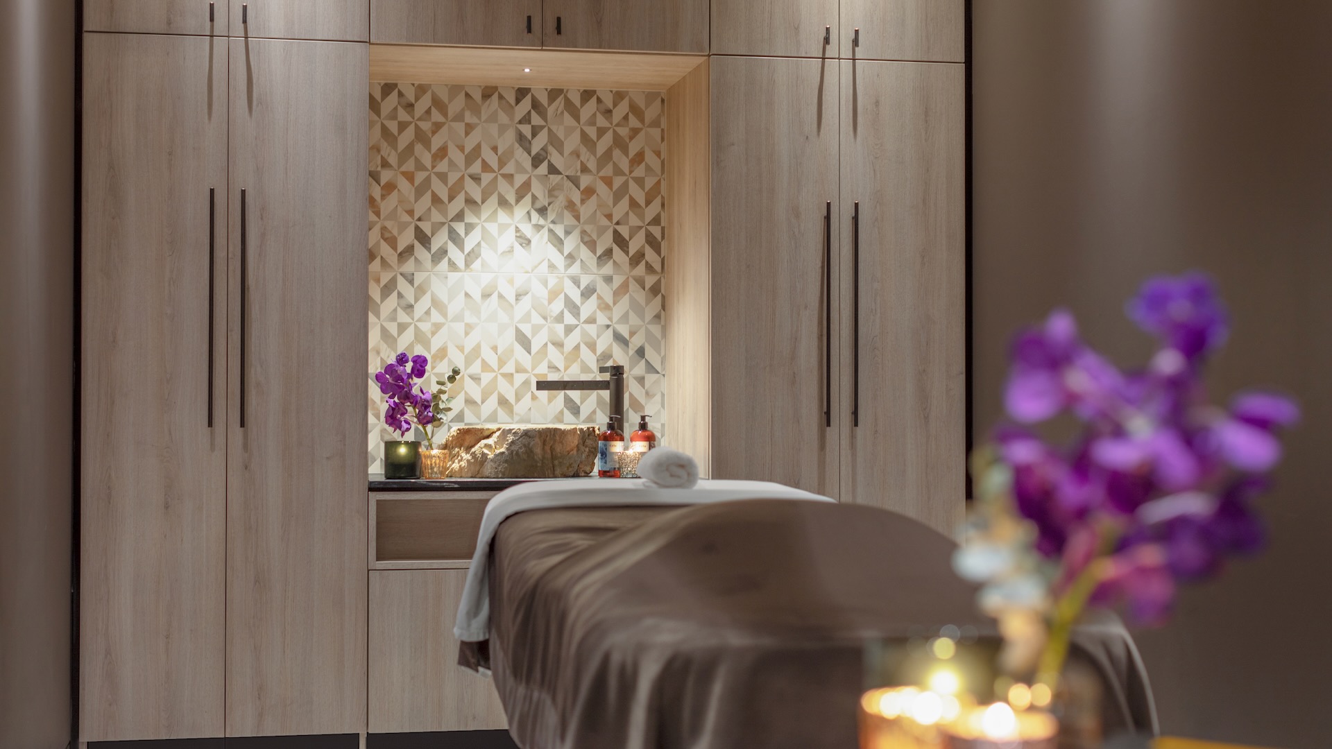 Hammam Spa by Céla, North York, Spas of America