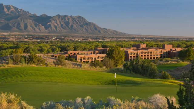 Lindsay Henegar Named Spa Director at Hyatt Regency Tamaya Resort & Spa